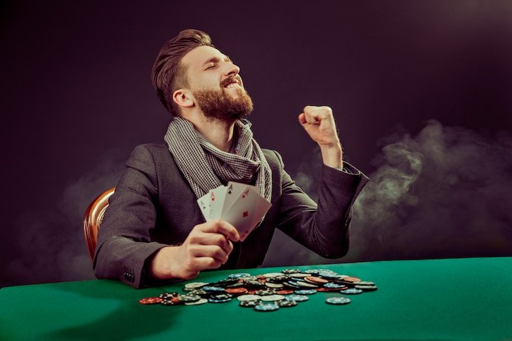 Dashboard Program Loyalitas lutris menampilkan tingkat keanggotaan dan progress ke tingkat berikutnya
